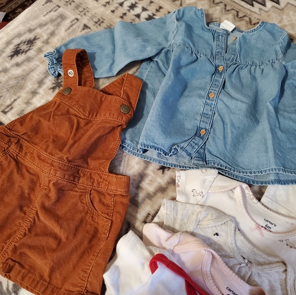 Baby girl clothes (bundle) - Picture 5 of 5